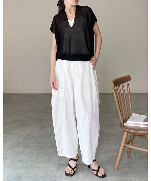 She's Closet(シーズクローゼット)の「ショート丈 半袖 ドルマンスリーブ 深Vネック シアーニット トップス(ニット/セーター・レディース・アイボリー/モカ/ブラック・FREE)」の8枚目の写真