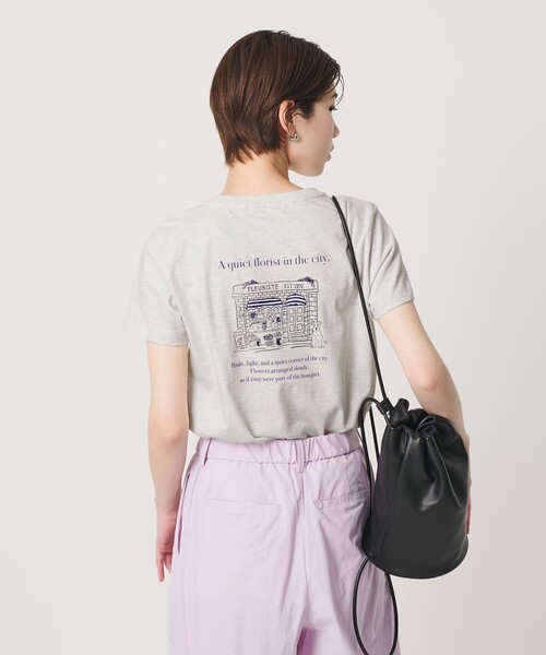 BEAUTY&YOUTH UNITED ARROWS(ビューティーアンドユースユナイテッドアローズ)の「【WEB限定】イラスト プリントTシャツ(Tシャツ/カットソー・レディース・ホワイト/ライトグレー/ベージュ・FREE)」の4枚目の写真