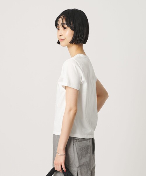 BEAUTY&YOUTH UNITED ARROWS(ビューティーアンドユースユナイテッドアローズ)の「【WEB限定】イラスト プリントTシャツ(Tシャツ/カットソー・レディース・ホワイト/ライトグレー/ベージュ・FREE)」の8枚目の写真