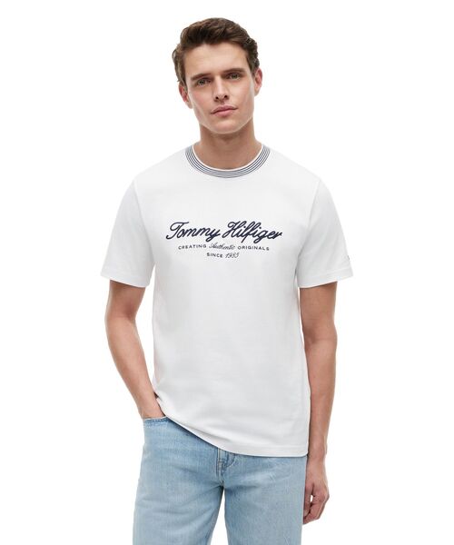 TOMMY HILFIGER(トミーヒルフィガー)の「グラフィックロゴ半袖ジャージーTシャツ(Tシャツ/カットソー・メンズ・ベージュ/ホワイト/ネイビー・SMALL/LARGE/MEDIUM/X-LARGE)」の2枚目の写真
