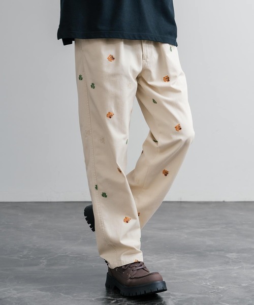 HOUSTON（ヒューストン）の「HOUSTON TWILL ALLOVER EMB EASY PANTS コットンツイル総柄刺繍イージーテーパードチノパンツ（チノパンツ・メンズ・ブラック/ベージュ/ナチュラル・XL/L/M）」の18枚目の写真