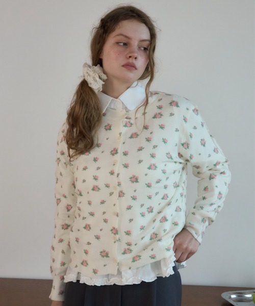 Birthday room（バースデイルーム）の「フラワーニットカーディガン/Floral Knit Cardigan（ニット/セーター・レディース・アイボリー/グレー・FREE）」の11枚目の写真