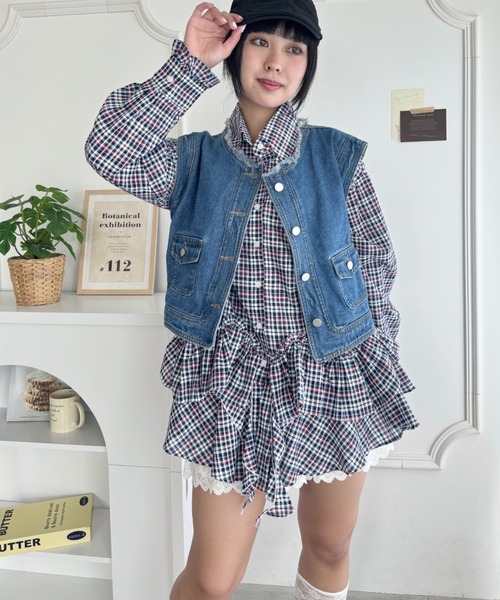SOLLON.(ソルロン)の「ティアードフリルチュニックシャツワンピース(シャツ/ブラウス・レディース・ブルー系その他/ブラック系その他/ホワイト系その他/ホワイト・FREE)」の11枚目の写真