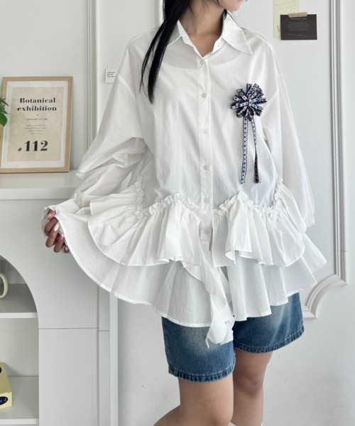 SOLLON.(ソルロン)の「ティアードフリルチュニックシャツワンピース(シャツ/ブラウス・レディース・ブルー系その他/ブラック系その他/ホワイト系その他/ホワイト・FREE)」の7枚目の写真
