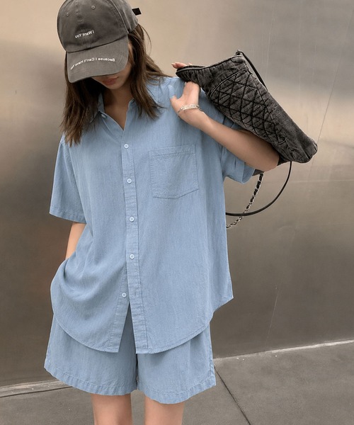 meJane(ミージェーン)の「パッチポケットシャツ × ショートパンツ セットアップ(セットアップ・レディース・ブルー・FREE)」の1枚目の写真