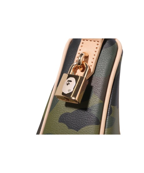 A BATHING APE（アベイシングエイプ）の「1ST CAMO HAND BAG（ハンドバッグ・レディース・グリーン/ピンク・FREE）」の7枚目の写真
