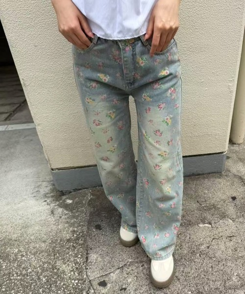 mebole(メボレ)の「flower print wide leg denim pants(デニムパンツ・レディース・ブルー・SMALL/MEDIUM)」の6枚目の写真