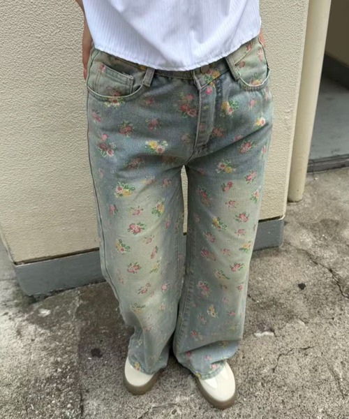 mebole(メボレ)の「flower print wide leg denim pants(デニムパンツ・レディース・ブルー・SMALL/MEDIUM)」の9枚目の写真