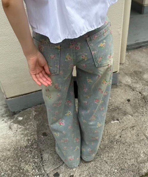 mebole(メボレ)の「flower print wide leg denim pants(デニムパンツ・レディース・ブルー・SMALL/MEDIUM)」の16枚目の写真