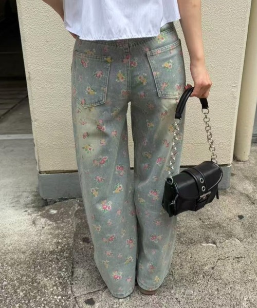 mebole(メボレ)の「flower print wide leg denim pants(デニムパンツ・レディース・ブルー・SMALL/MEDIUM)」の17枚目の写真