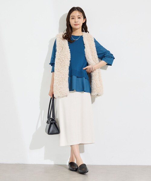 INDIVI(インディヴィ)の「【洗える/1枚でコーデ完成】重ね着風ニットトップス(Tシャツ/カットソー・レディース・ブルー系その他/ベージュ系その他2/ブラック系4/ネイビー系4・38/34/15 /13/05/19)」の7枚目の写真