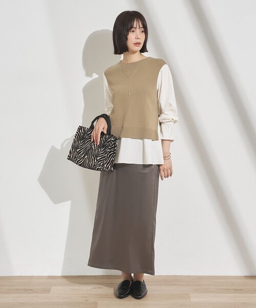 INDIVI(インディヴィ)の「【洗える/1枚でコーデ完成】重ね着風ニットトップス(Tシャツ/カットソー・レディース・ブルー系その他/ベージュ系その他2/ブラック系4/ネイビー系4・38/34/15 /13/05/19)」の15枚目の写真