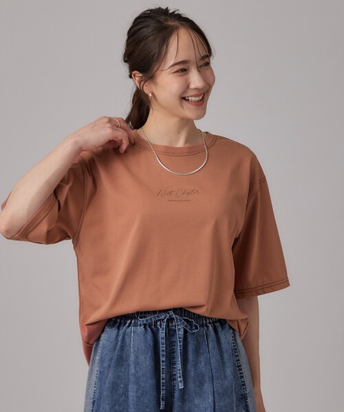 SHOO・LA・RUE(シューラルー)の「【S-LL/体型カバー】インせず着られる 配色ステッチ 5分袖ロゴTシャツ(Tシャツ/カットソー・レディース・ホワイト/ブラック/レッド系・01/02/03/04)」の14枚目の写真
