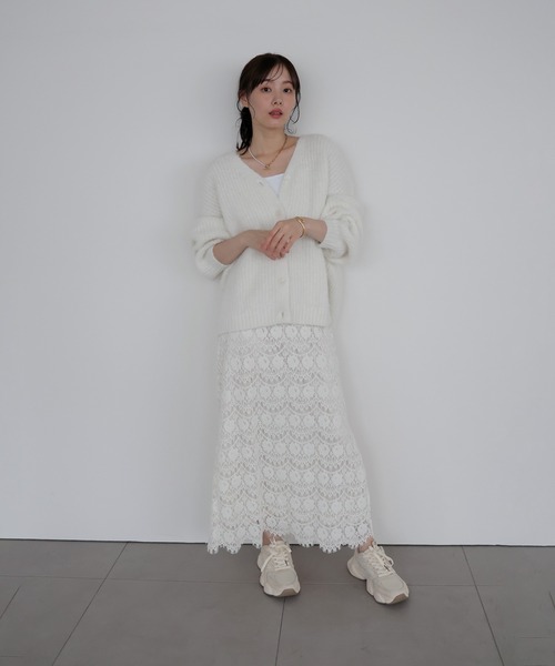 AMUU. PRECIEUSE(アムープレシューズ)の「モヘアタッチVネックニットカーデ(カーディガン/ボレロ・レディース・ブラック/グレー/ピンク/オフホワイト・FREE)」の22枚目の写真