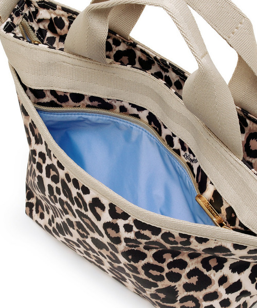 LeSportsac(レスポートサック)の「SMALL BUCKET TOTE ラテレオパード(トートバッグ・レディース・ベージュ・FREE)」の8枚目の写真