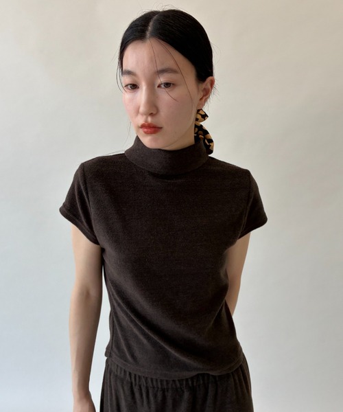 FUULLY STUDIO(フーリィーステューディオ)の「バックリボンパイルトップス(Tシャツ/カットソー・レディース・ブラウン/チャコールグレー・FREE)」の20枚目の写真