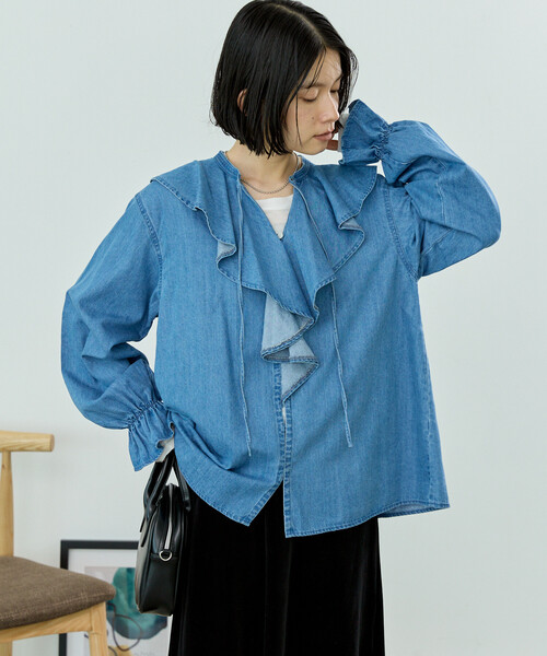 FREAK'S STORE(フリークスストア)の「リヨセル ラッフル フリルブラウス/デニムシャツ(シャツ/ブラウス・レディース・ブラック/ネイビー/ブルー・フリ-)」の22枚目の写真