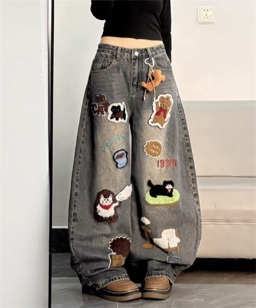 Dream garden(ドリームガーデン)の「立体感刺繍ワイドデニムパンツ(デニムパンツ・レディース・ブルー・M/L/S/XL)」の4枚目の写真