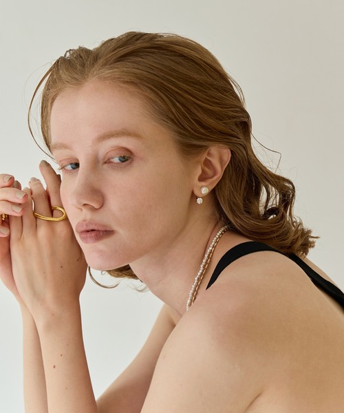 Phoebe（フィービィー）の「パール＆ビジューバックキャッチマグネットイヤリング　着脱簡単 ワンタッチ ピアス見え 結婚式二次会（イヤリング・レディース・クリア・FREE）」の9枚目の写真