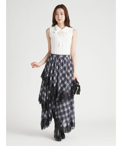 CELFORD（セルフォード）の「ケーブルデザイン柄ポロ襟ニットトップス（ニット/セーター・レディース・ライトベージュ/ネイビー/ブルー/オフホワイト・F）」の14枚目の写真