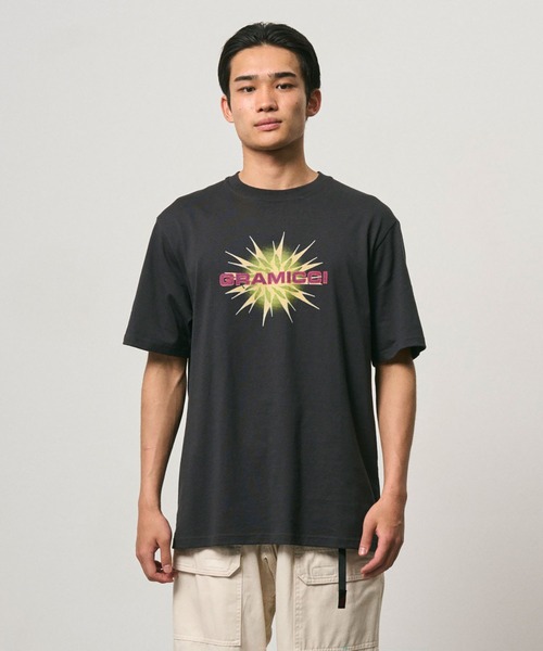 Gramicci(グラミチ)の「STARBURST TEE|スターバーストTシャツ(Tシャツ/カットソー・メンズ・ブラック系その他/イエロー系その他/アッシュ・2XL/S/M/L/XL)」の2枚目の写真