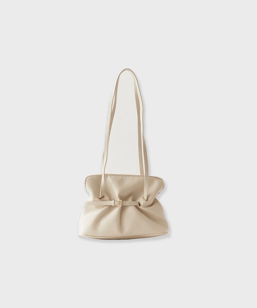UNSTOA(アンストア)の「Faux Leather Belt Design Handbag 秋服 冬服(ハンドバッグ・レディース・ホワイト/ブラック・FREE)」の1枚目の写真