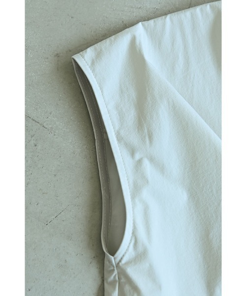 marjour（マージュール）の「【COOL】NO-IRON DOUBLE BLOUSE（シャツ/ブラウス・レディース・グレー系/ブラック・M）」の10枚目の写真