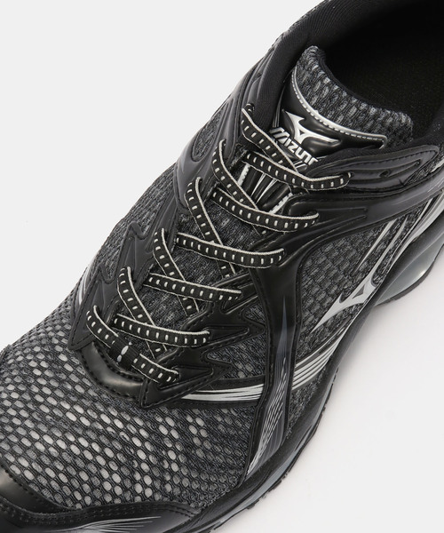 MIZUNO(ミズノ )の「MIZUNO WAVE PROPHECY 1 D1GA2651-02(スニーカー・メンズ・ブラック・24.5cm/26.5cm/28.5cm/23.5cm)」の6枚目の写真