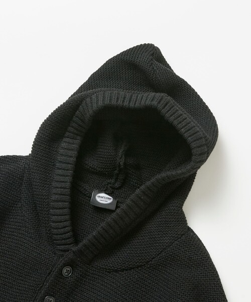 FREAK'S STORE(フリークスストア)の「限定展開 リラックスフィット ワンポイントロゴ プルオーバー ニット パーカー(ニット/セーター・メンズ・チャコールグレー/ブラウン/ネイビー/ブラック・SMALL/MEDIUM/LARGE)」の6枚目の写真