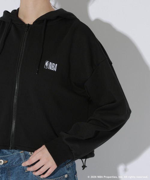 LAKOLE（ラコレ）の「[NBA]ZIPパーカー(WOMEN) / 1064203（パーカー・レディース・グレー/ホワイト/ブラック・MEDIUM/LARGE）」の11枚目の写真