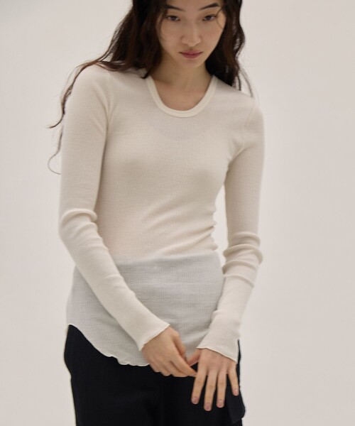 HAKUJI（ハクジ）の「[HAKUJI/ハクジ]Wool rib LS PO/ウールリブ ロングスリーブプルオーバー/長袖/カットソー（Tシャツ/カットソー・レディース・ブラック/アイボリー・FREE）」の10枚目の写真