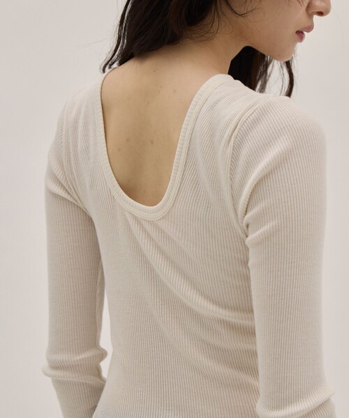 HAKUJI（ハクジ）の「[HAKUJI/ハクジ]Wool rib LS PO/ウールリブ ロングスリーブプルオーバー/長袖/カットソー（Tシャツ/カットソー・レディース・ブラック/アイボリー・FREE）」の5枚目の写真