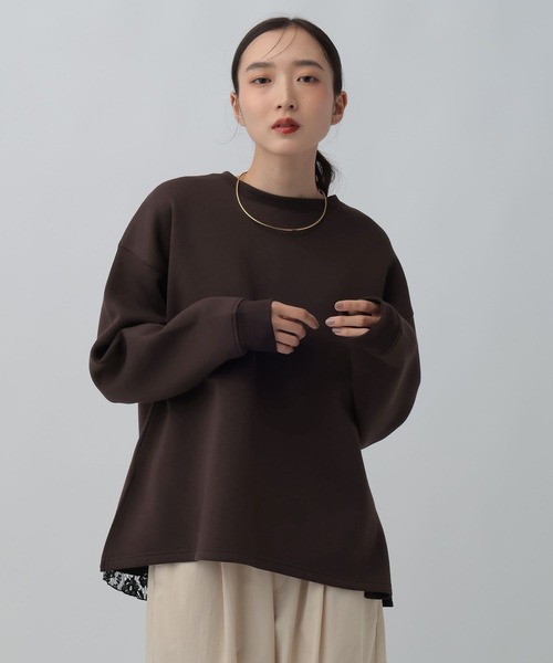 LEPSIM(レプシィム)の「《パフエアシリーズ》バックレースプルオーバー 1068680(Tシャツ/カットソー・レディース・ブラック/ブラウン/グレー/グレイッシュベージュ・FREE)」の4枚目の写真