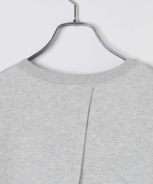 LEPSIM(レプシィム)の「《パフエアシリーズ》バックレースプルオーバー 1068680(Tシャツ/カットソー・レディース・ブラック/ブラウン/グレー/グレイッシュベージュ・FREE)」の9枚目の写真