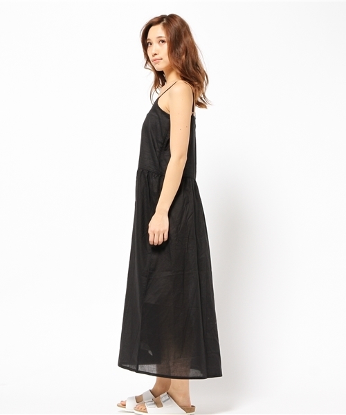 MOUSSY（マウジー）の「COTTON SUPER LONG CAMI DRESS（ワンピース・レディース・ホワイト/ブラック/グレー・FREE）」の12枚目の写真