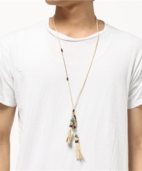 チャイハネ（チャイハネ）の「【チャイハネ】フェザー＆レザーフリンジネックレス（ネックレス・レディース・ブラウン/キナリ/ブラック・FREE）」の7枚目の写真