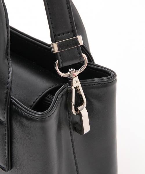 A part by（アパートバイ）の「スクエア2WAYトートバッグ 730150 （ショルダーバッグ・レディース・ライトグレー/ブラック/ベージュ・FREE）」の16枚目の写真