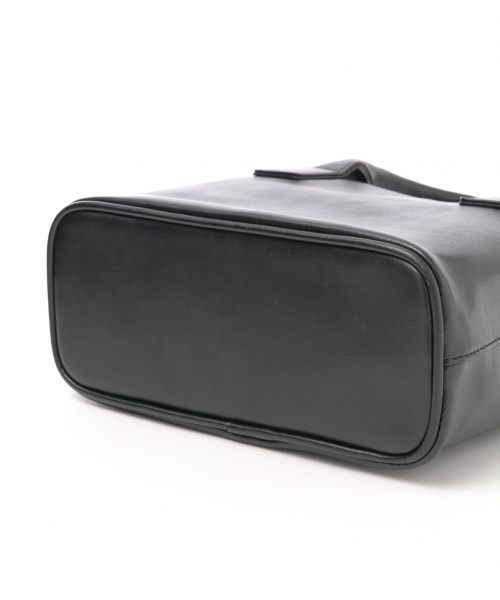 A part by（アパートバイ）の「スクエア2WAYトートバッグ 730150 （ショルダーバッグ・レディース・ライトグレー/ブラック/ベージュ・FREE）」の10枚目の写真