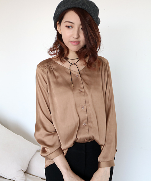 N.（N. Natural Beauty Basic）（エヌエヌナチュラルビューティーベーシック）の「ビエラブラウス（シャツ/ブラウス・レディース・ブラック/ホワイト/ブラウン/ピンク・MEDIUM）」の3枚目の写真