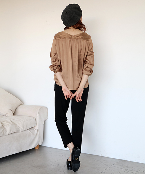 N.（N. Natural Beauty Basic）（エヌエヌナチュラルビューティーベーシック）の「ビエラブラウス（シャツ/ブラウス・レディース・ブラック/ホワイト/ブラウン/ピンク・MEDIUM）」の16枚目の写真