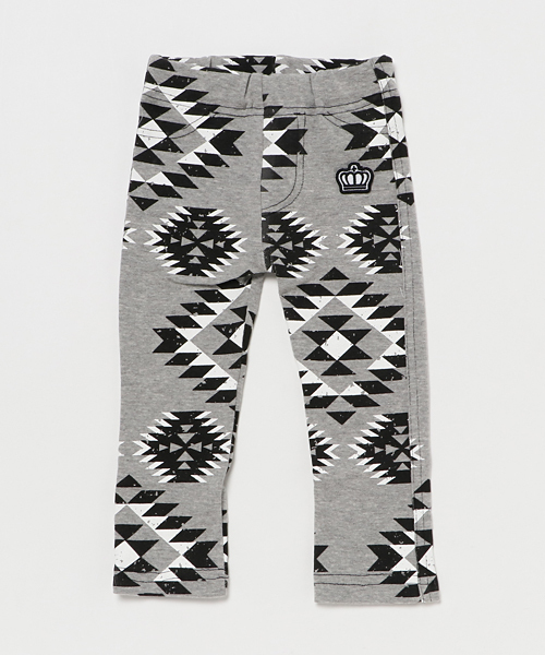 BABYDOLL（ベビードール）の「ウルトラストレッチパンツ 子供服 男の子 ズボン 4310BK（その他パンツ・キッズ・ブラック×ピンク/ブラック×レッド/ブラック×ブルー/ブラック/ブラック系その他2/ホワイト×ネイビー/ホワイト×ブラック/ブラック系その他/ブルー/ネイビー/カーキ/ブラック×ホワイト/グリーン/グレー/パープル系その他/ピンク/オレンジ/レッド/ピンク系その他/パープル/グレー系その他/ピンク系その他2/グレー系その他4/ブルー系その他5/ピンク系その他7/ブラック系2/ブラック×ブラック/パープル系その他6/ピンク系その他6/ブラック系その他6/パープル系その他4/レッド系その他5/ピンク系その他5/ブラック系その他5/ブルー系その他4/レッド系その他6・80ｃｍ/140cm/120cm/130cm/100cm/90cm/110cm/90㎝）」の15枚目の写真