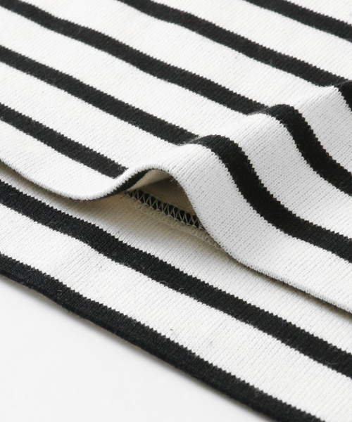 URBAN RESEARCH(アーバンリサーチ)の「袖リボンカットソー(Tシャツ/カットソー・レディース・グレー/ホワイト×ブラック/サックスブルー・FREE)」の9枚目の写真