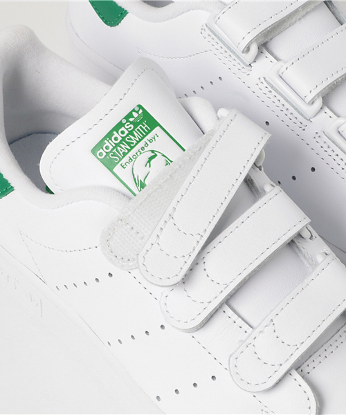 adidas(アディダス)の「STAN SMITH CF S75187(スニーカー・メンズ・ホワイト×グリーン・24.0cm/29.0cm/22.5cm/25.0cm/24.5cm/25.5cm/23.0cm/23.5cm/28.0cm/26.0cm/27.0cm/28.5cm/26.5cm/27.5cm/29.5cm/22.0cm/30.0cm)」の8枚目の写真