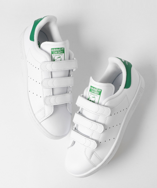 adidas(アディダス)の「STAN SMITH CF S75187(スニーカー・メンズ・ホワイト×グリーン・24.0cm/29.0cm/22.5cm/25.0cm/24.5cm/25.5cm/23.0cm/23.5cm/28.0cm/26.0cm/27.0cm/28.5cm/26.5cm/27.5cm/29.5cm/22.0cm/30.0cm)」の3枚目の写真