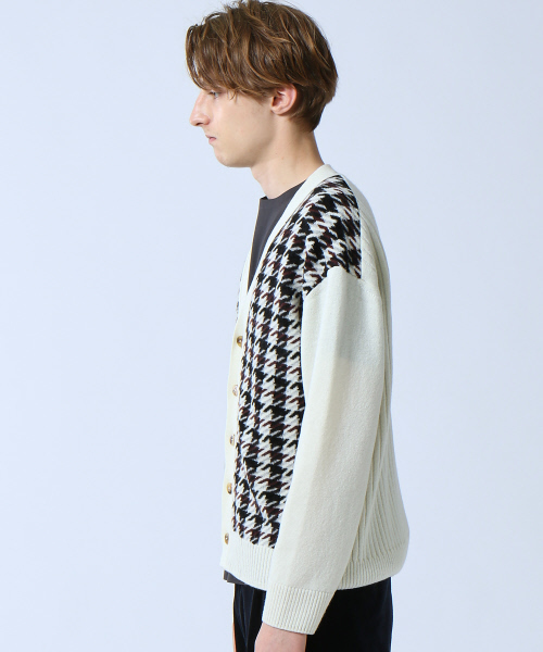 ABAHOUSE(アバハウス)の「モールガンクラブジャガードカーディガン(カーディガン/ボレロ・メンズ・ホワイト・46/44/48)」の3枚目の写真