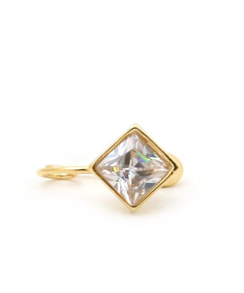 colleca la(コレカラ)の「ループフィット・スクエアビジューのイヤリング(イヤリング・レディース・シルバー/ゴールド・FREE)」の8枚目の写真