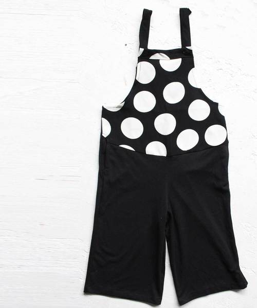 antiqua（アンティカ）の「ドット柄サロペットパンツ（サロペット/オーバーオール・キッズ・ブラック・2/4/3）」の5枚目の写真