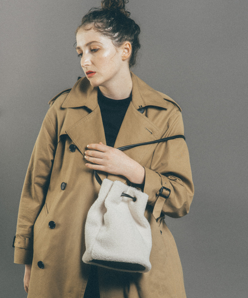 Laugoa（ラウゴア）の「【LAUGOA】 Ego 18526-11014（ハンドバッグ・レディース・オフホワイト/グリーン・FREE）」の2枚目の写真