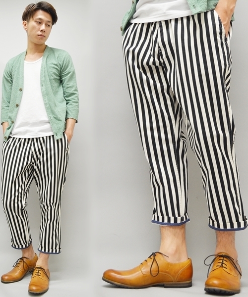 SHIPS JET BLUE(シップスジェットブルー)の「JB: ワイドストライプ/サルエルクロップドパンツ(その他パンツ・メンズ・ブラック/ネイビー・SMALL/MEDIUM/LARGE)」の1枚目の写真