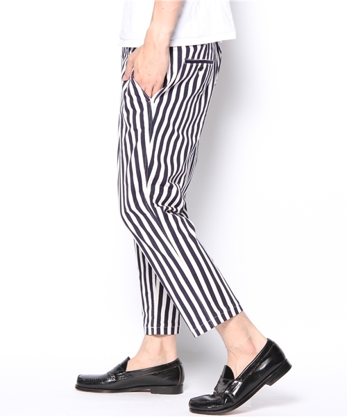 SHIPS JET BLUE(シップスジェットブルー)の「JB: ワイドストライプ/サルエルクロップドパンツ(その他パンツ・メンズ・ブラック/ネイビー・SMALL/MEDIUM/LARGE)」の3枚目の写真